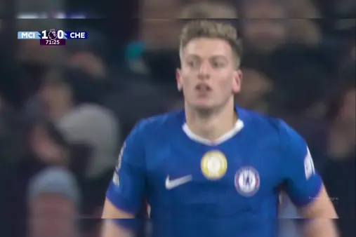 [Highlights] Physical dominance! Drapu shrugs off defender, turns and fires from tight angle, saved