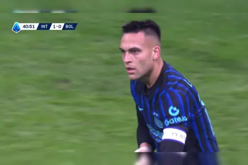 [Highlights] Non-stop attacks! Lautaro Martínez's powerful shot from close range saved by the goalkeeper
