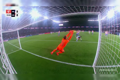 [Highlights] Bryce Mendez's long-range strike from outside the box saved by Oblak with a diving save