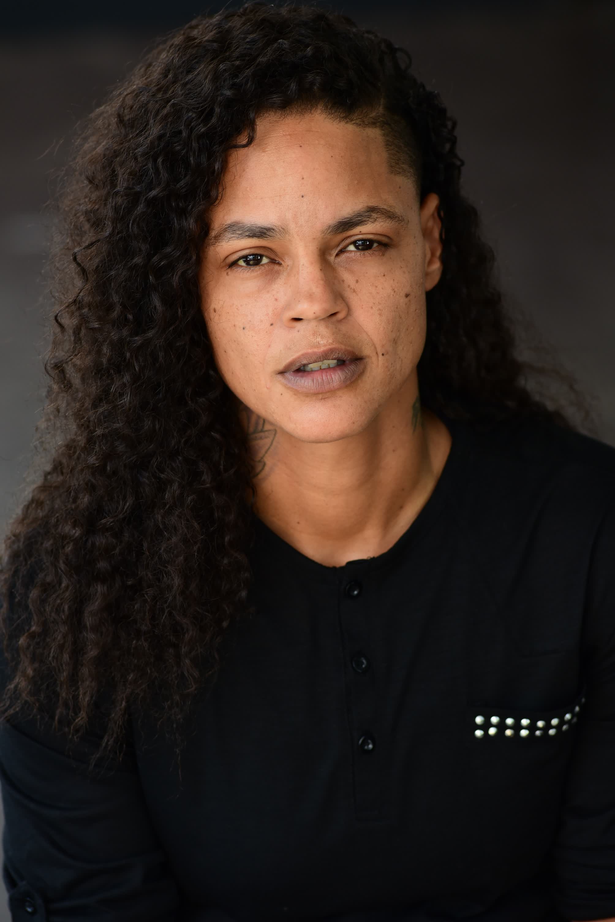 actor Miya Golden large photo