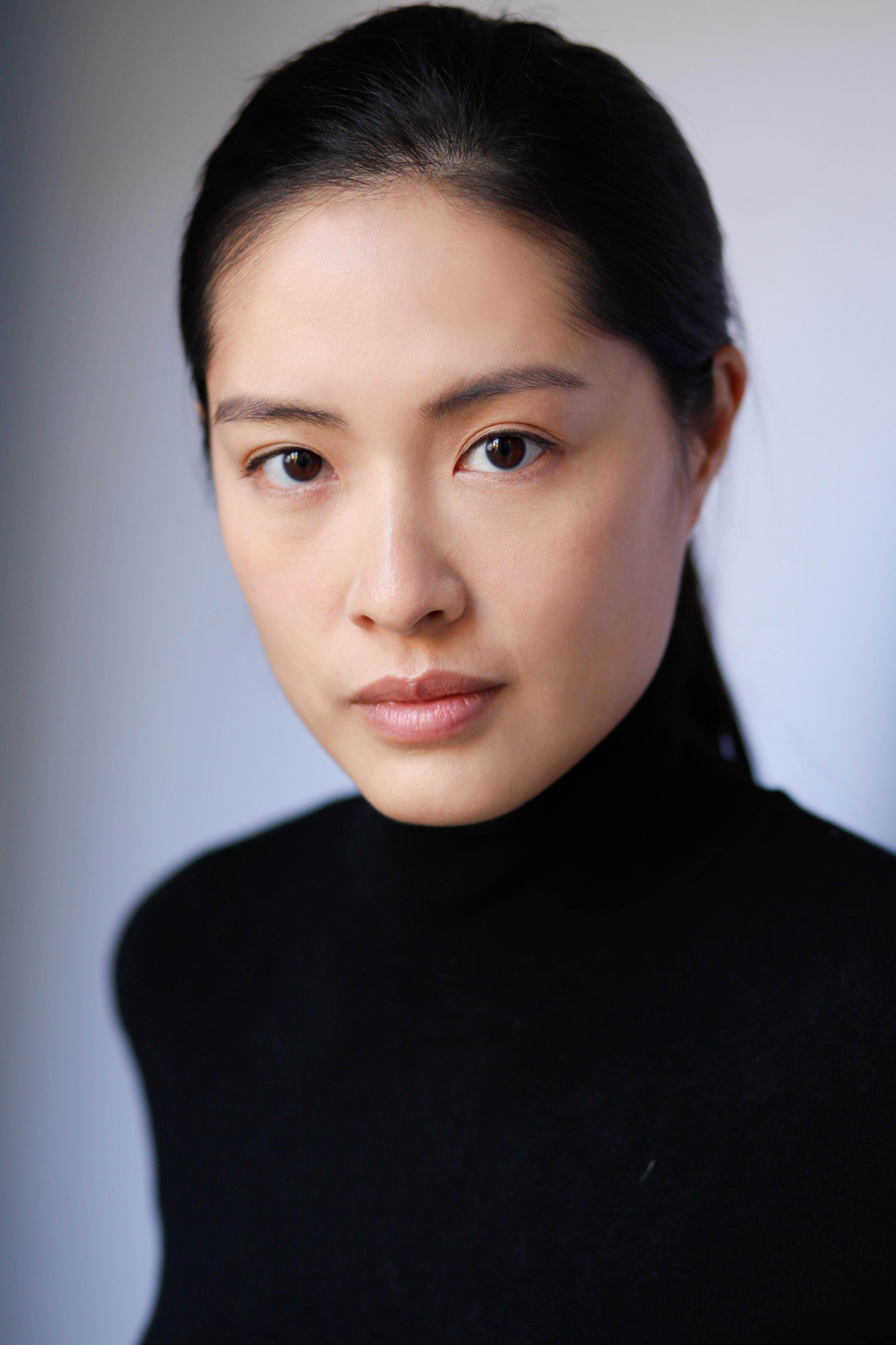 actor Christina Yong large photo