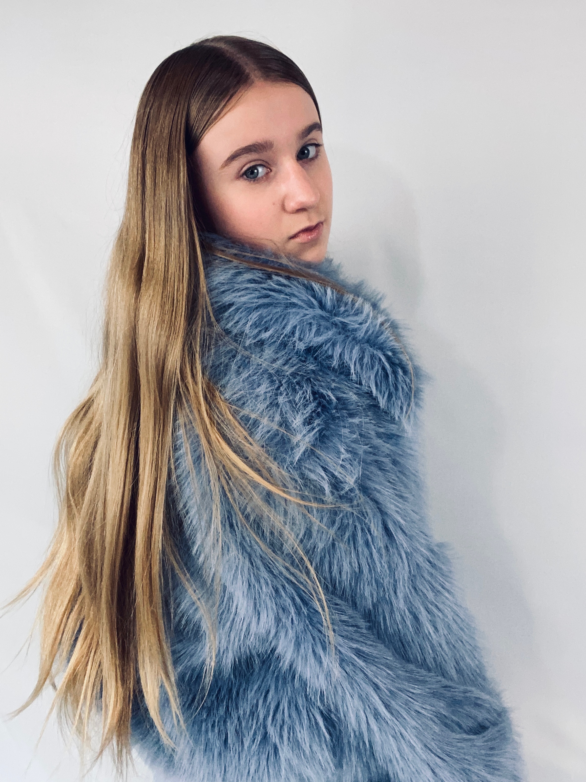 actor Grace Mullenax large photo