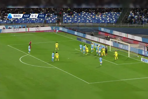 [Goal] Pandemonium! McTominay heads home from a corner