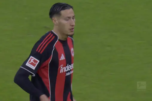 [Highlights] Early statement! Ebnou Talib's header drifts just wide