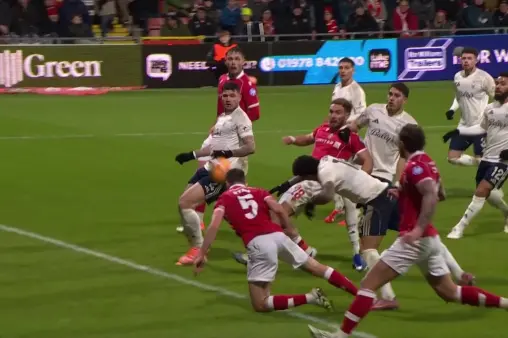 [Goal] Dobson's free kick assist, Hyam heads home