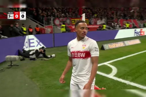 [Goal] Perfect start! Ondoua's precise through ball sets up Levelling's half-volley finish