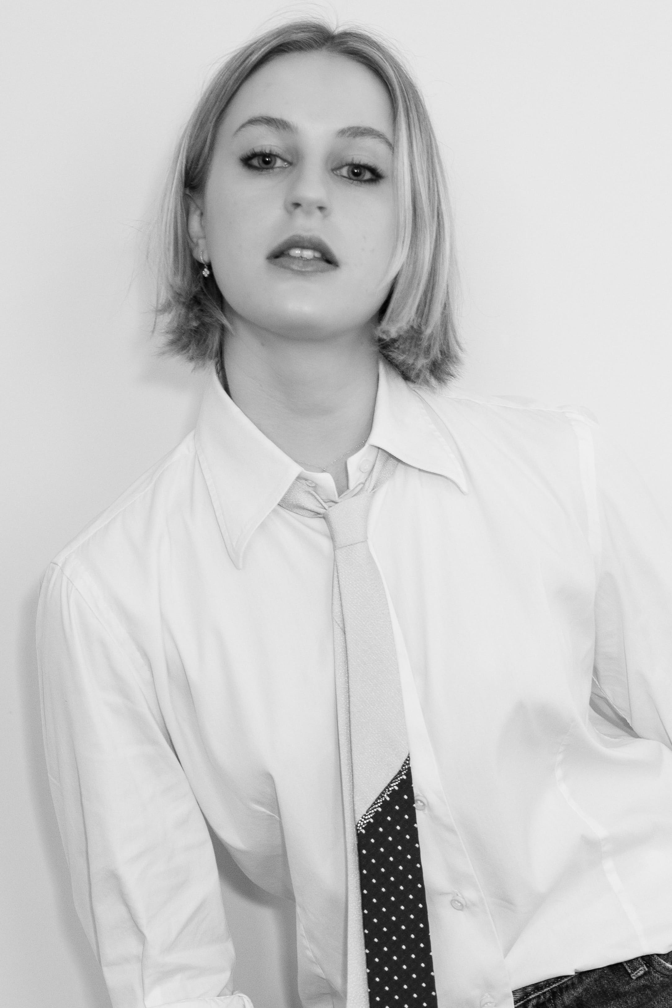 actor Sophia Macy large photo