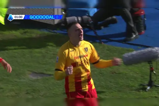 [Goal] Dream start! Stulic receives the ball in the box, turns and slots home with a low shot