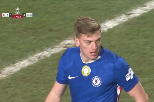 [Highlights] Enzo's cut-back cross, Drapes unmarked but shoots wide