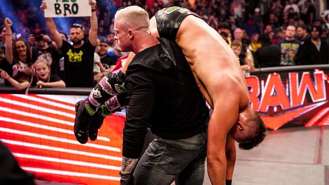 Dexter Lumis drags The Miz backstage: WWE Digital Exclusive, Sept. 5, 2022
