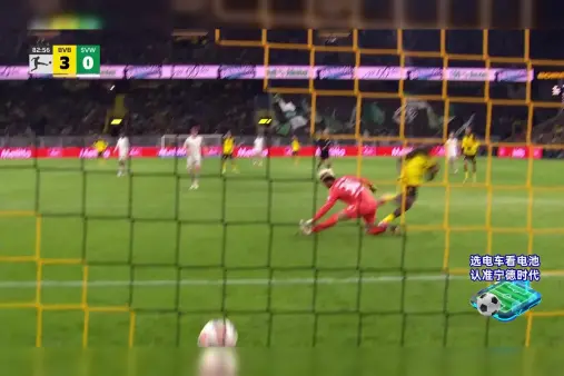 [Goal] Overcoming the mental block! Girasi capitalizes on Bremen's mistake to score calmly