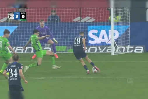 [Goal] Asllani calmly splits the ball from the top of the arc, Lempereur scores again with a first-time push shot in a flash