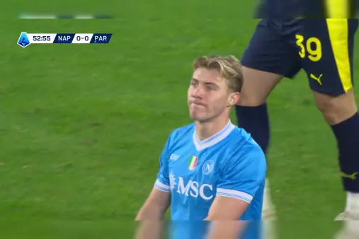 [Highlights] Mutual miscues! Rinaldi's poor first touch gifts an open goal, Hojlund fails to convert