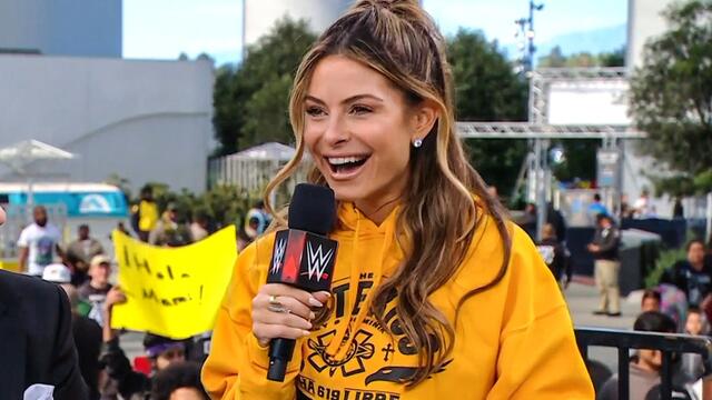 Maria Menounos gushes about Brock Lesnar: WrestleMania 39 Saturday Kickoff