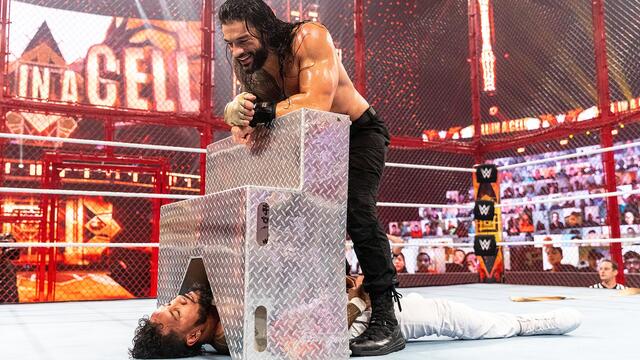 Roman Reigns' “GOD Mode” moments from his 1,000-day reign: WWE Top 10, May 25, 2023 background