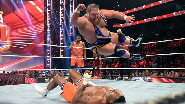 Otis rips through the competition in a chaotic brawl on WrestleMania Raw