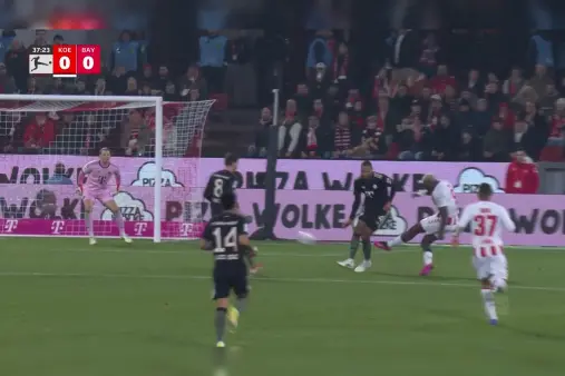 [Highlights] Sharp counterattack! Ahe cuts inside and curls a shot that grazes the far post and goes out of play