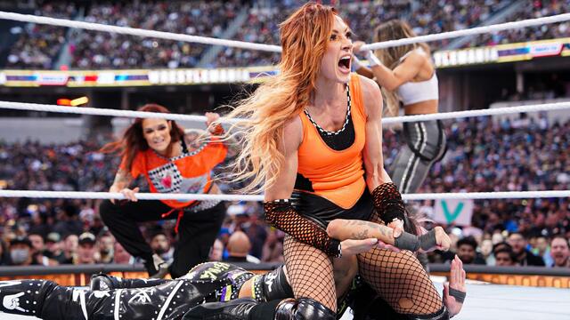 Becky Lynch, Trish Stratus & Lita vs. Damage CTRL – Six-Woman Tag Team Match: WrestleMania 39 Saturday Highlights