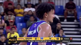 Juan Gomez de Liaño, Kevin Ferrer MILD EXCHANGE IN LOOSE BALL PLAY | PBA Season 50 Philippine Cup