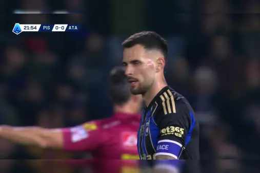 [Highlights] Abby Sher's offside trap beating two crosses from the right, teammates fail to convert