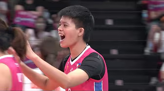 Villarete FLEXES CONNECTION WITH Bernardo late in Set 1 for Creamline đ | 2025 PVL Invitational background