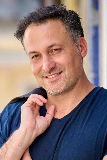 actor Alen Kermac large photo