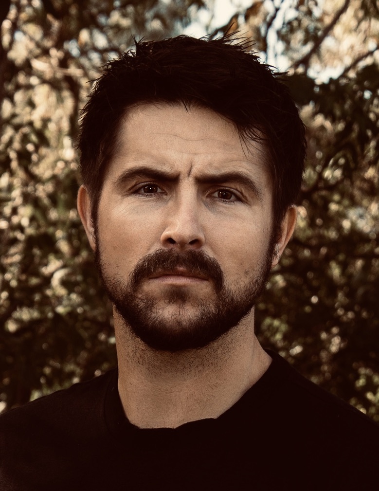 actor Scott James George large photo