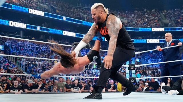 SmackDown's most jaw-dropping moments: SmackDown, Sept. 8, 2023 backdrop