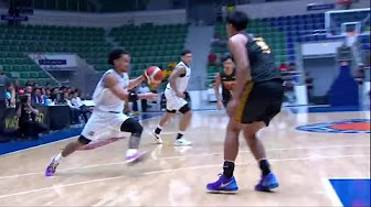 Juan Gomez de Liaño DRIVES TO A LAYUP in Q1 for Converge | PBA Season 50 Philippine Cup background