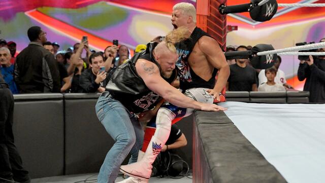 Brock Lesnar le responde a Cody Rhodes WWE en Español, 21 de julio, 2023 background