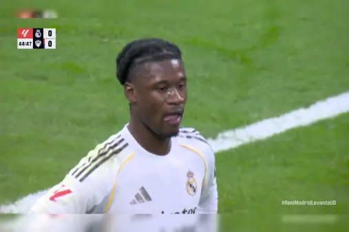 [Highlights] Lack of concentration! Camavinga loses the ball in the backcourt and commits a foul while trying to regain it