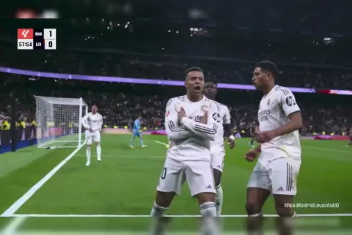 [Goal] Individual brilliance! Mbappe draws penalty with a run, converts from the spot