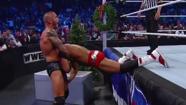 SmackDown: Randy Orton vs. David Otunga - Miracle on 34th Street Fight