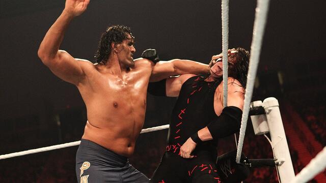 The Great Khali vs. Kane - Beat the Clock Challenge: Raw, April 30, 2012