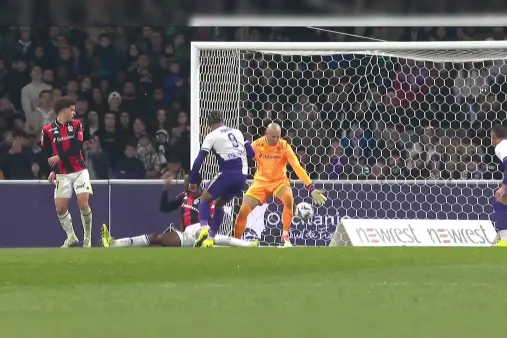 [Goal] Another one! Gueye beats the defender and crosses, Magri easily taps it in