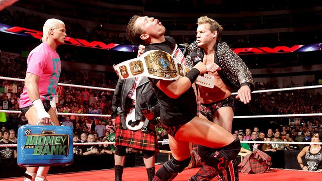 WWE Hall of Famer "Rowdy" Roddy Piper hosts "Piper's Pit": Raw, August 13, 2012 background