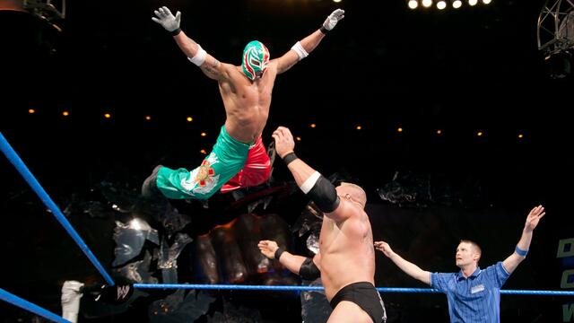 Brock Lesnar makes Rey Mysterio tap with the Brock Lock: SmackDown, Dec. 11, 2003