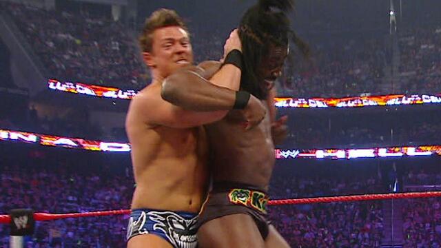 Kofi Kingston vs. The Miz vs. Jack Swagger - Triple Threat United States Championship Match: Hell in a Cell 2009