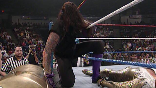 Triple H vs. Viscera & Mideon - Handicap Casket Match: SmackDown, Sept. 23, 1999
