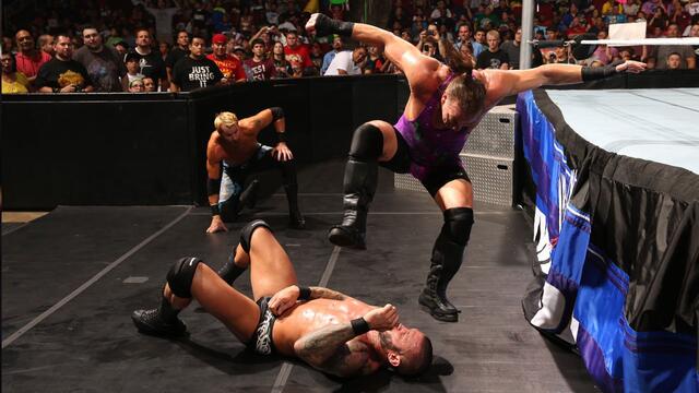 Rob Van Dam vs. Randy Orton vs. Christian - No. 1 Contender Triple Threat Match: SmackDown, Aug. 2, 2013