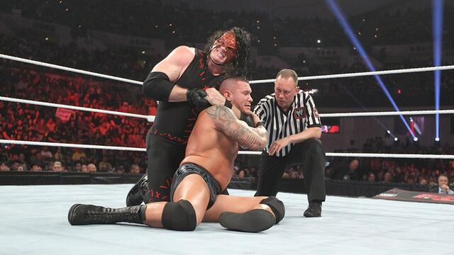 Randy Orton vs. Kane: Raw, Feb. 18, 2013 background