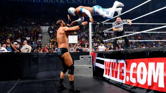 Sin Cara vs. Curtis Axel: WWE Main Event, August 7, 2013