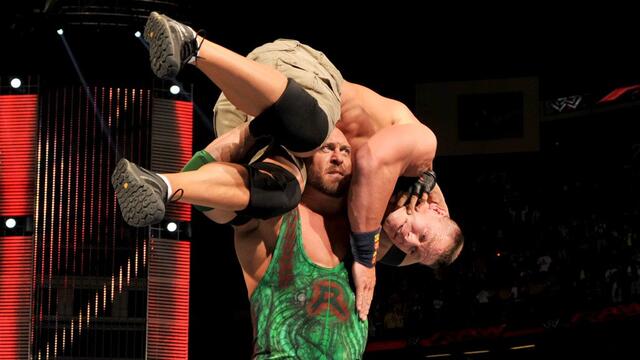 John Cena vs. Mark Henry: Raw, April 8, 2013 background