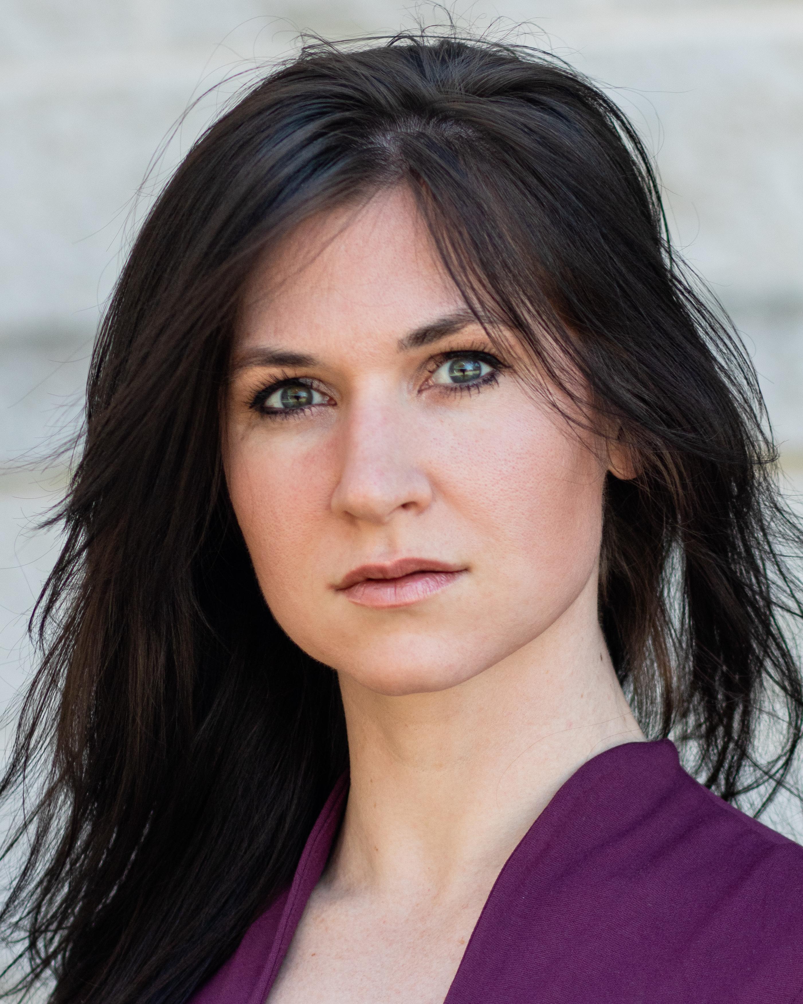 actor Allison Robertson large photo