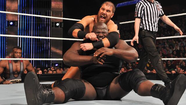 Mark Henry vs. Curtis Axel: SmackDown, November 29, 2013