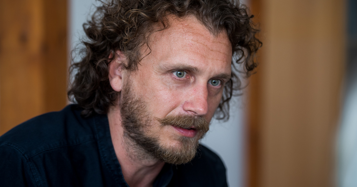 actor Barna Bokor large photo