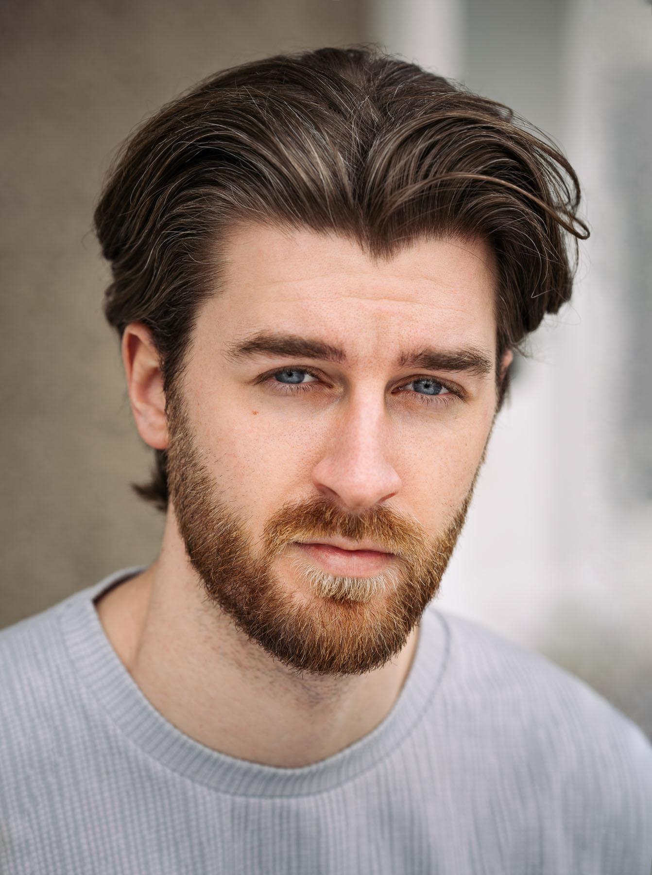 actor Nathan Ward large photo