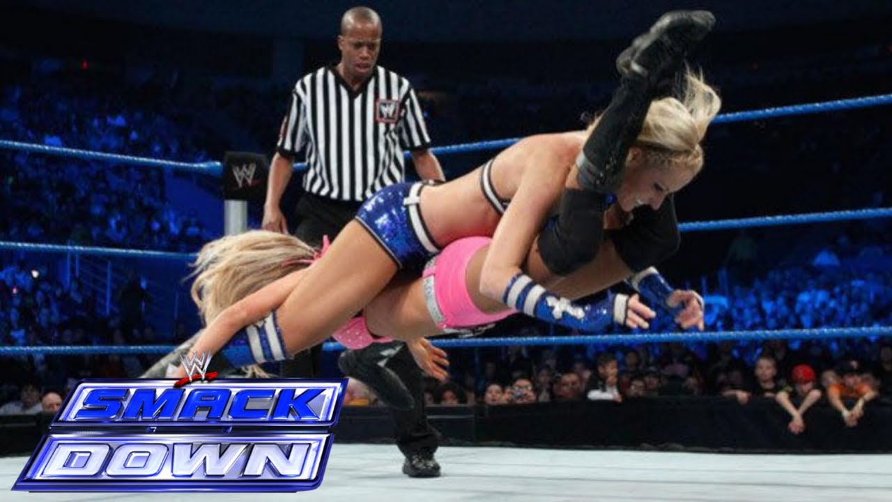 WWE SmackDown Michelle McCool Vs Kelly Kelly January 7, 2011 background