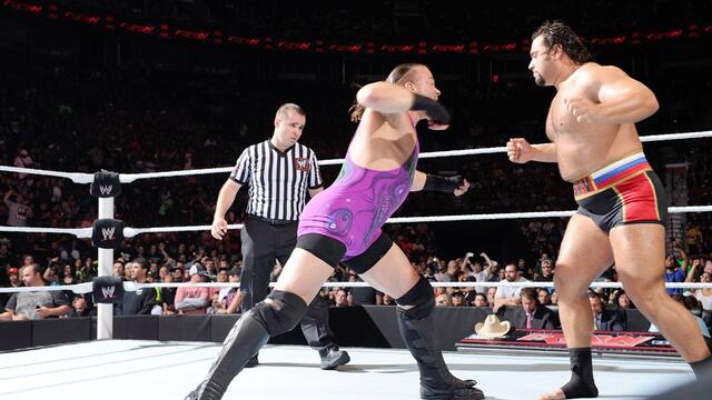 Rob Van Dam vs. Rusev: Raw, July 7, 2014 background