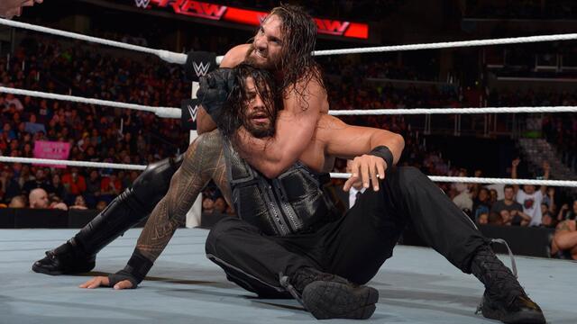 Roman Reigns vs. Seth Rollins: Raw, December 29, 2014